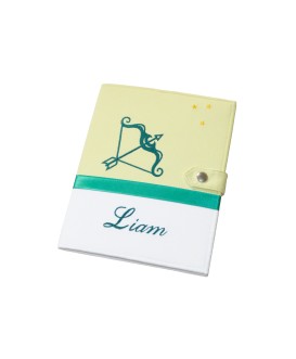 Protège carnet de santé rigide personnalisé vert anis - blanc - sagittaire - cadeau de naissance fille ou garçon